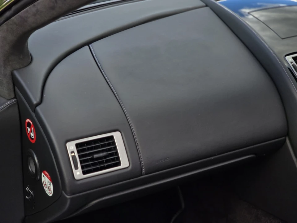 2010 Aston Martin DB9 - Image 30 of 30