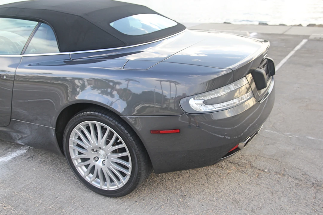 2010 Aston Martin DB9 - Image 14 of 31