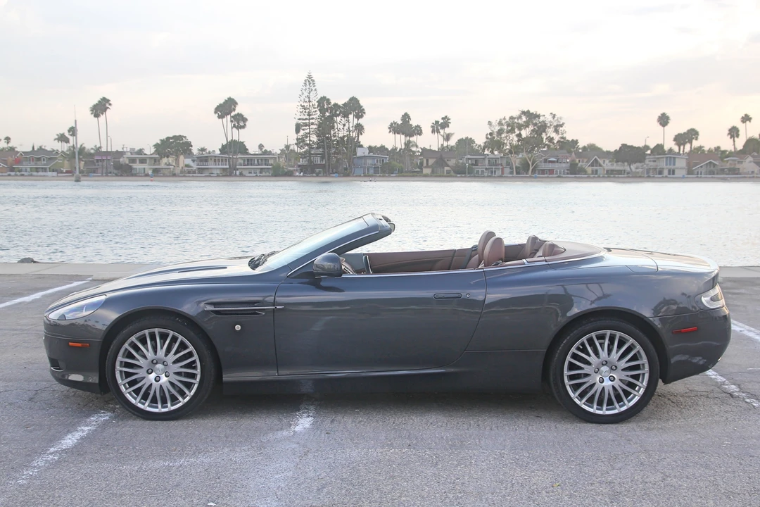 2010 Aston Martin DB9 - Image 12 of 31
