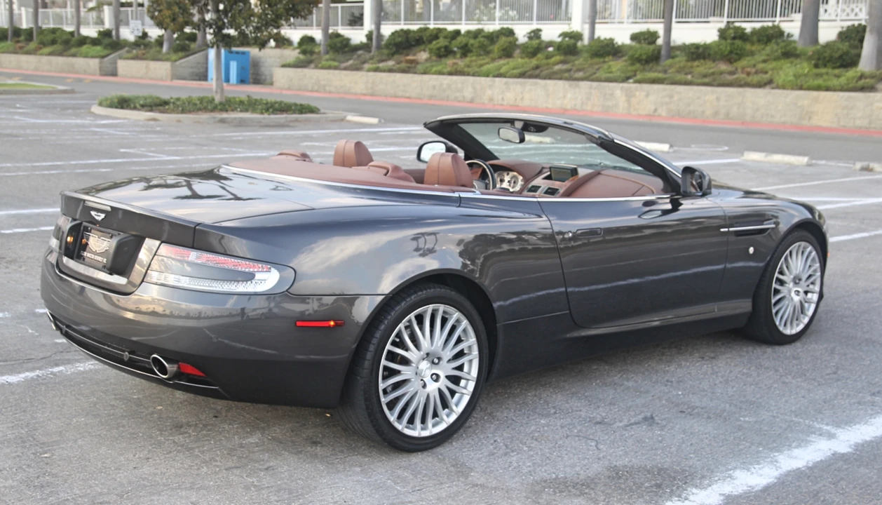 2010 Aston Martin DB9 - Image 26 of 31