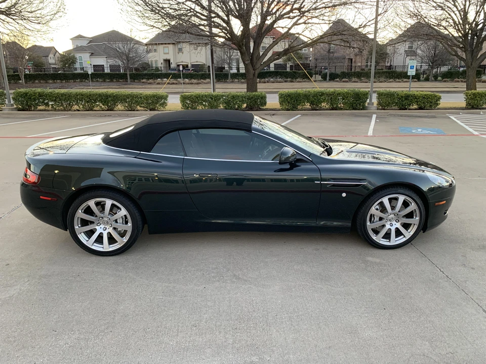 2010 Aston Martin DB9 - Image 17 of 31
