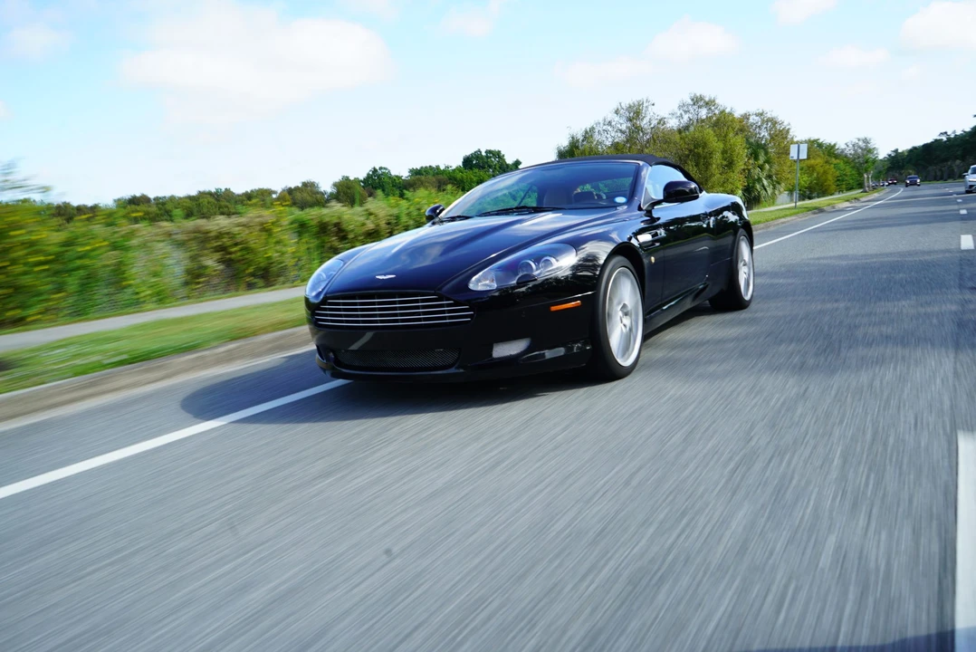 2010 Aston Martin DB9 - Image 11 of 31