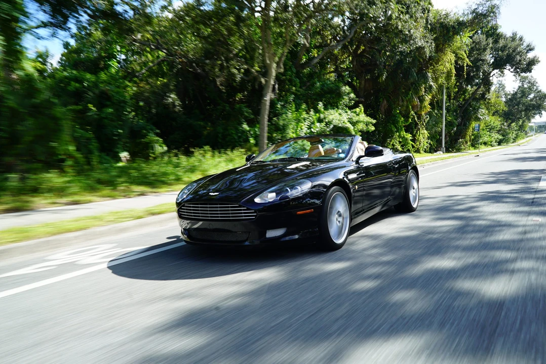 2010 Aston Martin DB9 - Image 5 of 31