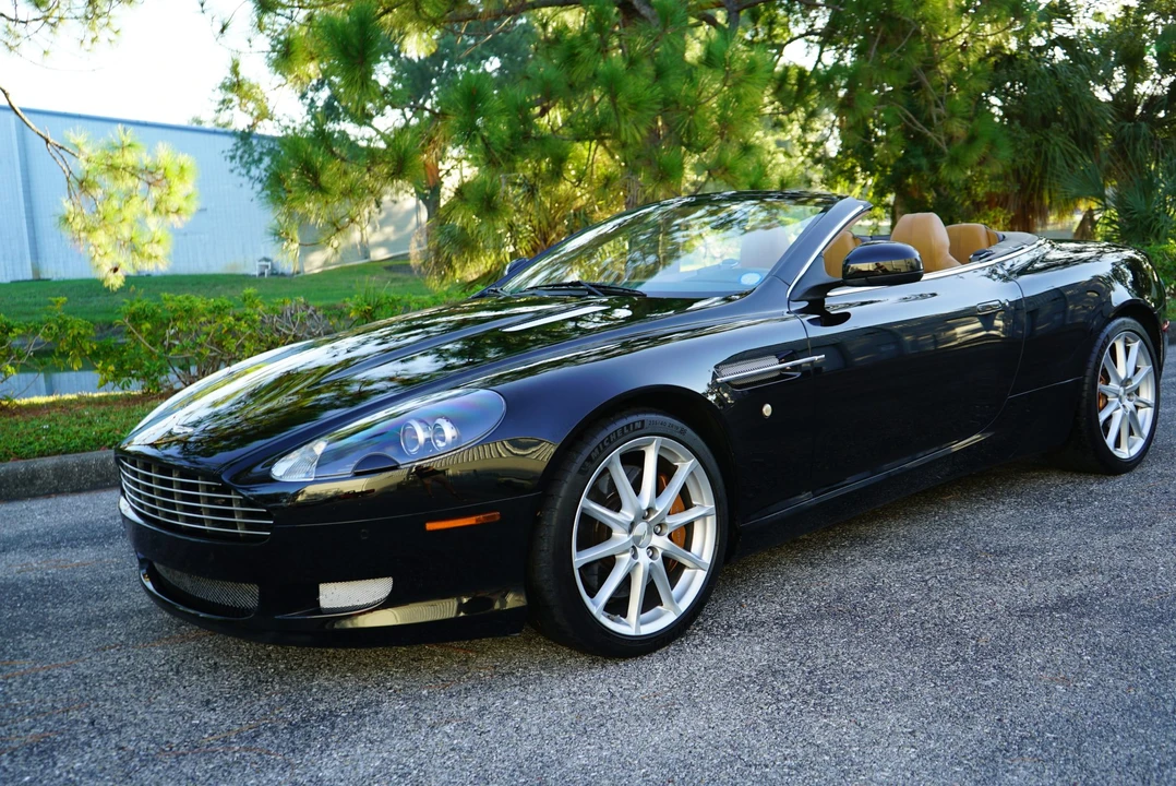 2010 Aston Martin DB9 - Image 26 of 31