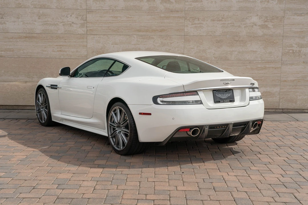 2010 Aston Martin DBS (2008-2012) - Image 17 of 31