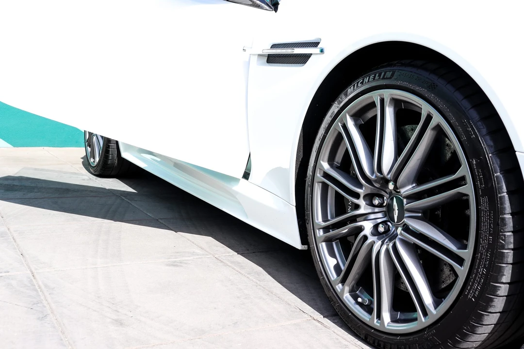 2010 Aston Martin DBS (2008-2012) - Image 28 of 31