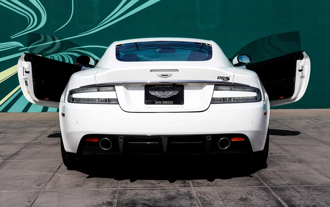 2010 Aston Martin DBS (2008-2012) - Image 11 of 31