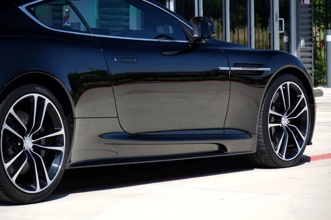 2010 Aston Martin DBS (2008-2012) - Image 27 of 31