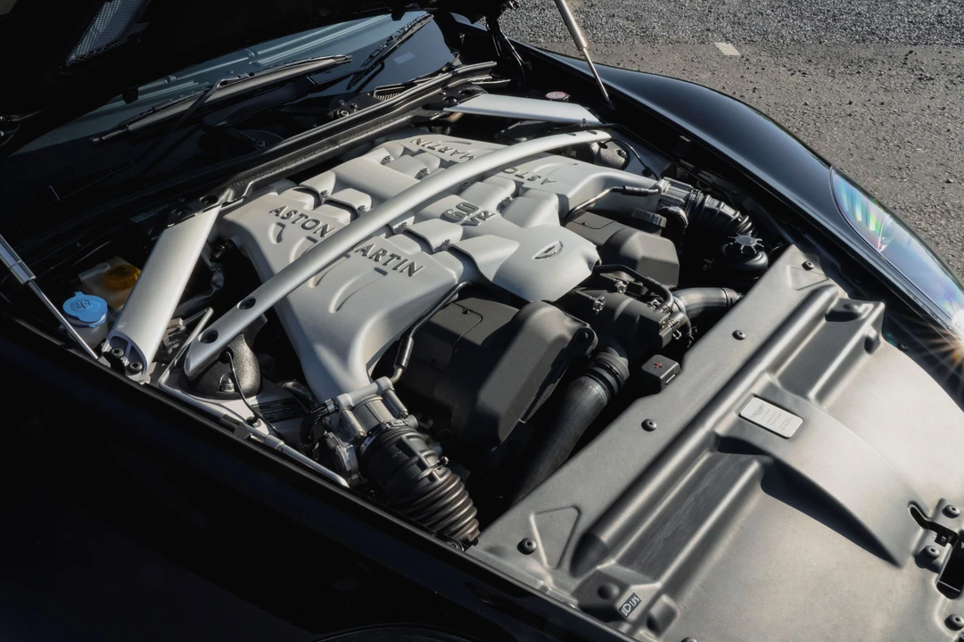 2010 Aston Martin DBS (2008-2012) - Image 17 of 31