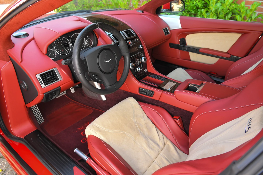 2010 Aston Martin DBS (2008-2012) - Image 9 of 31