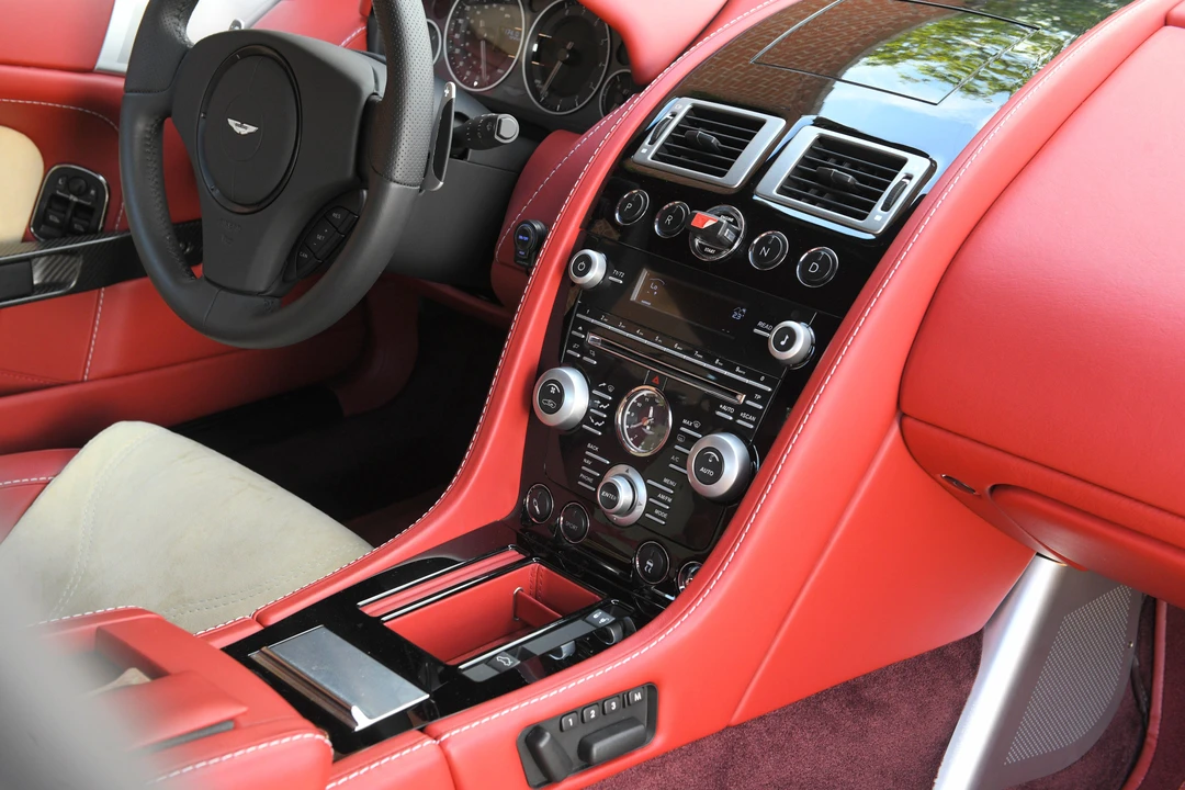 2010 Aston Martin DBS (2008-2012) - Image 15 of 31