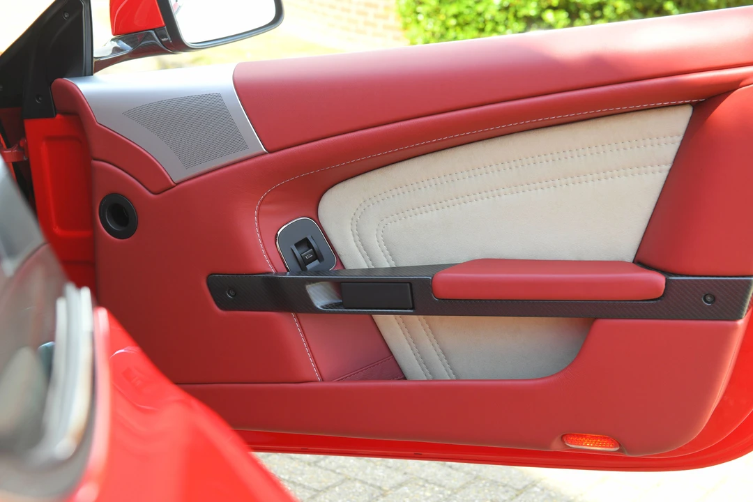 2010 Aston Martin DBS (2008-2012) - Image 24 of 31