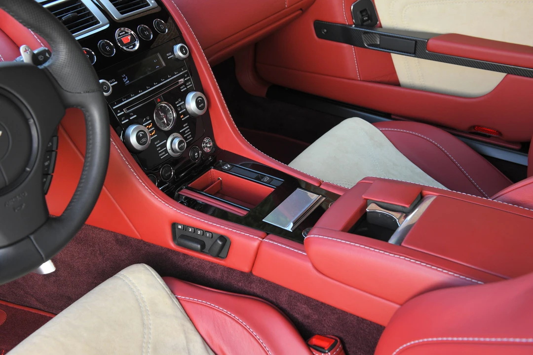 2010 Aston Martin DBS (2008-2012) - Image 13 of 31