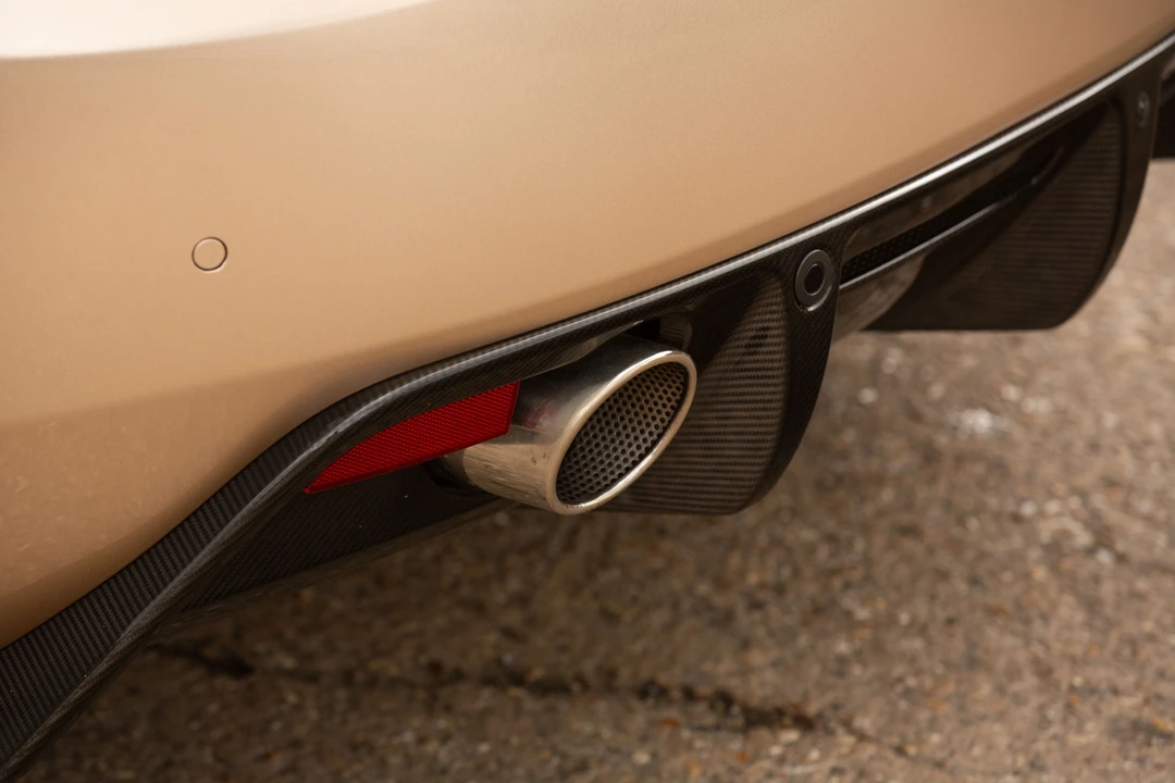 2010 Aston Martin DBS (2008-2012) - Image 4 of 31