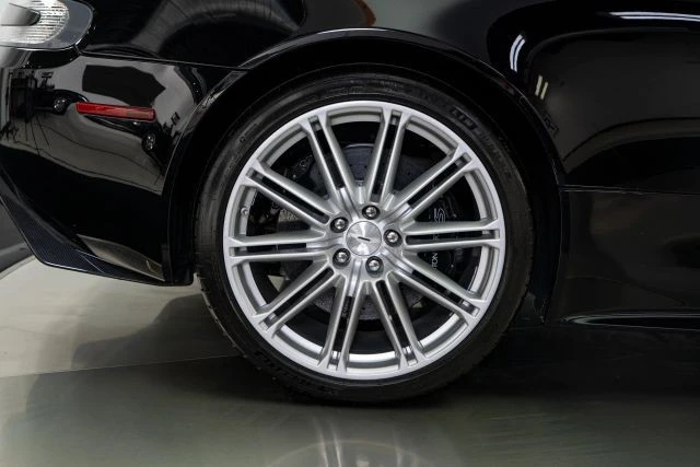 2010 Aston Martin DBS (2008-2012) - Image 30 of 31
