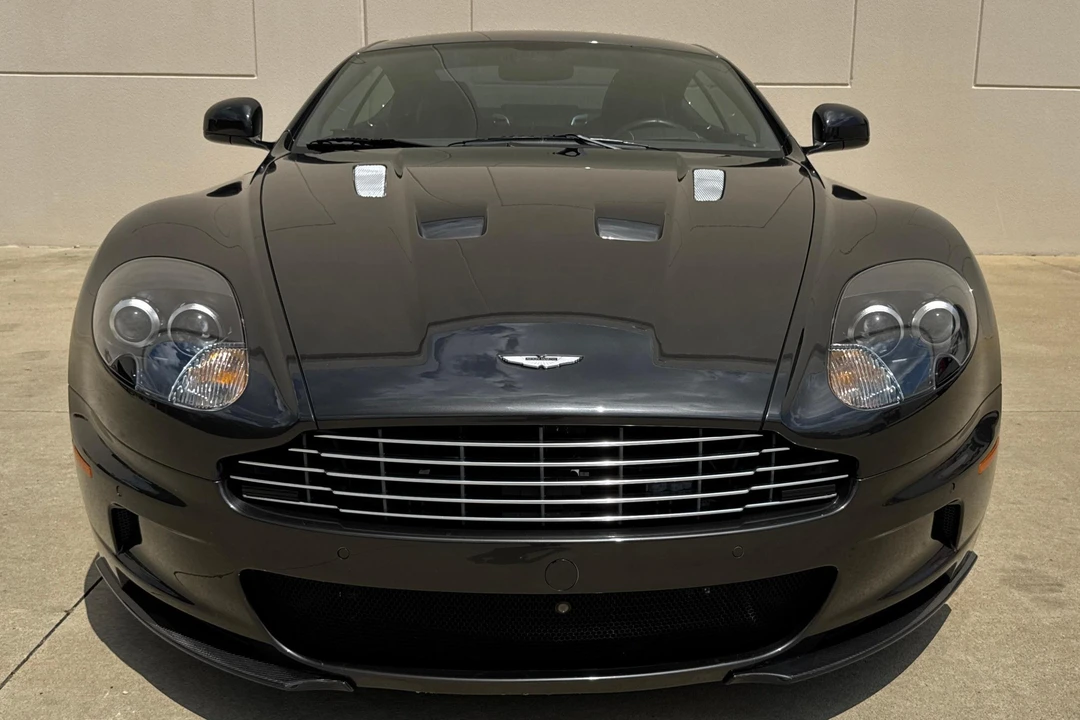 2010 Aston Martin DBS (2008-2012) - Image 2 of 31