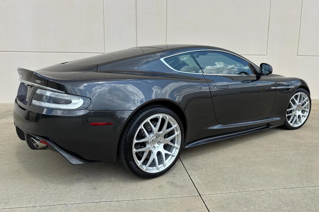 2010 Aston Martin DBS (2008-2012) - Image 4 of 31
