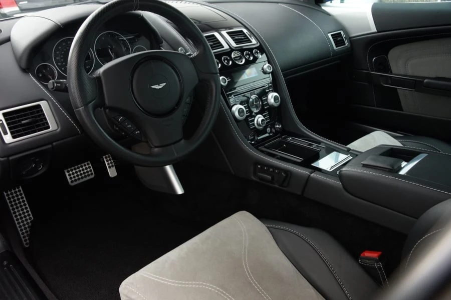 2010 Aston Martin DBS (2008-2012) - Image 4 of 11