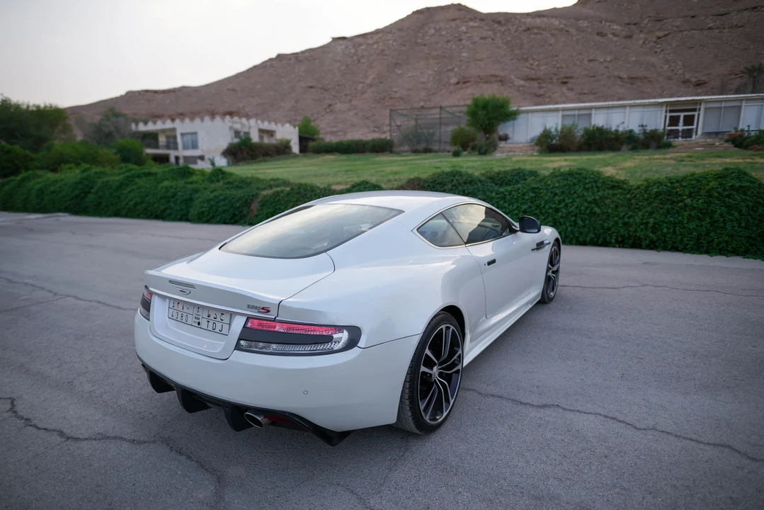 2010 Aston Martin DBS (2008-2012) - Image 19 of 31