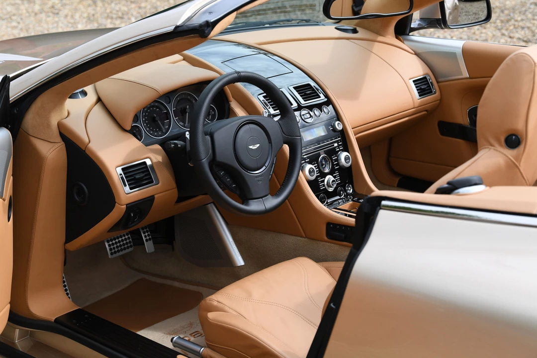 2010 Aston Martin DBS (2008-2012) - Image 12 of 27