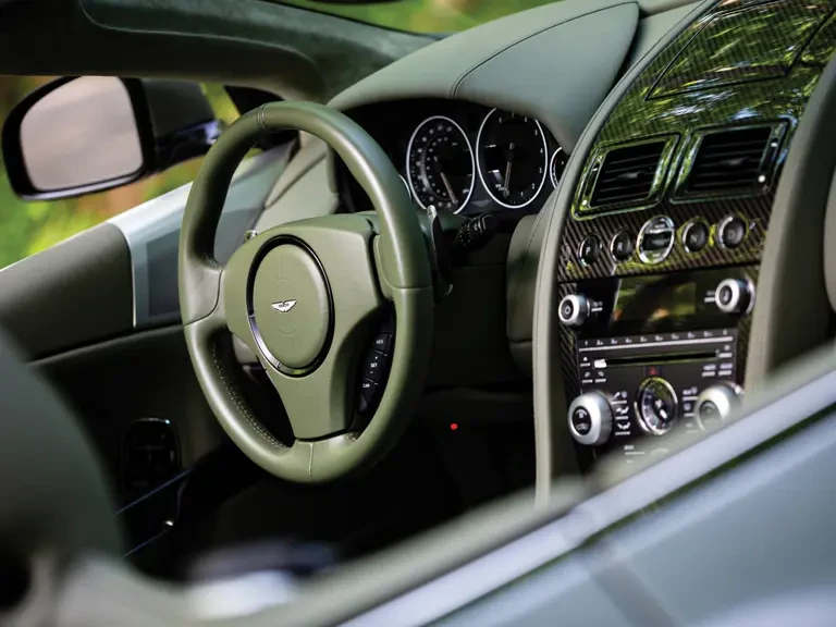 2010 Aston Martin DBS (2008-2012) - Image 29 of 31