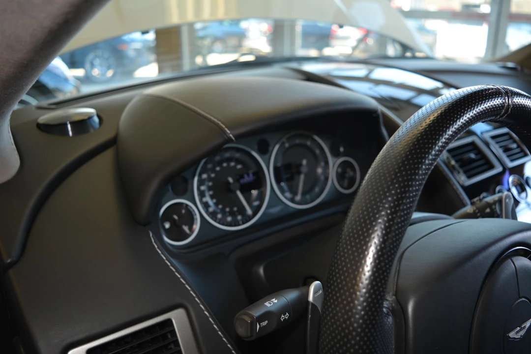 2010 Aston Martin DBS (2008-2012) - Image 25 of 31