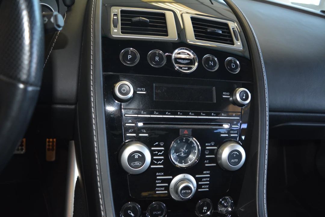 2010 Aston Martin DBS (2008-2012) - Image 29 of 31