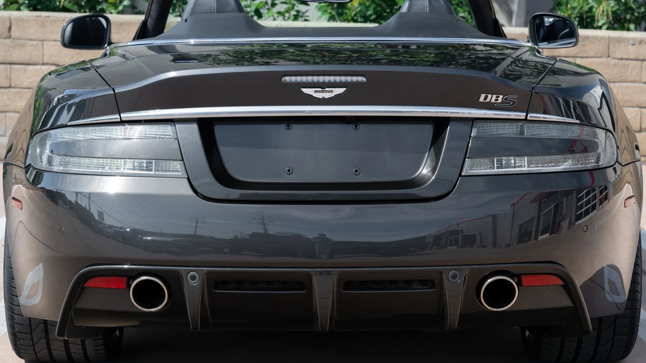 2010 Aston Martin DBS (2008-2012) - Image 22 of 31