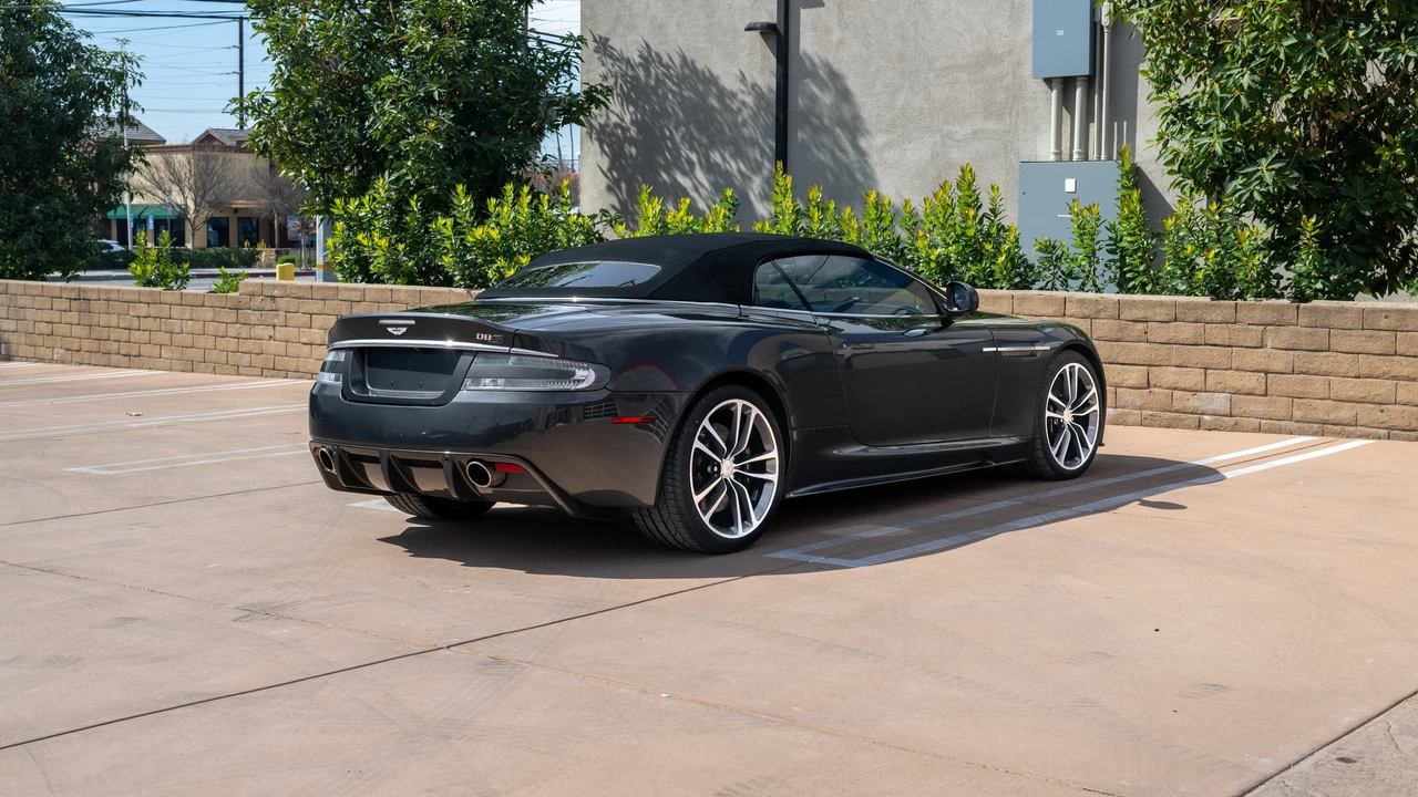 2010 Aston Martin DBS (2008-2012) - Image 12 of 31