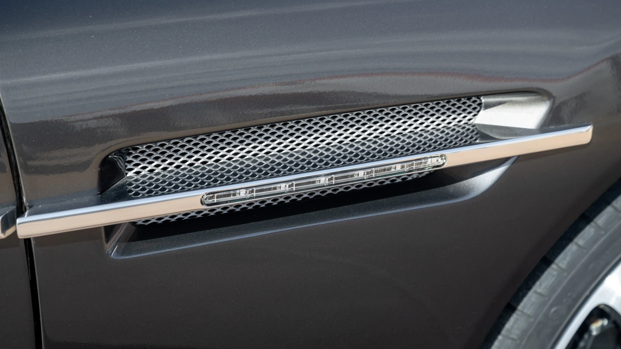 2010 Aston Martin DBS (2008-2012) - Image 26 of 31