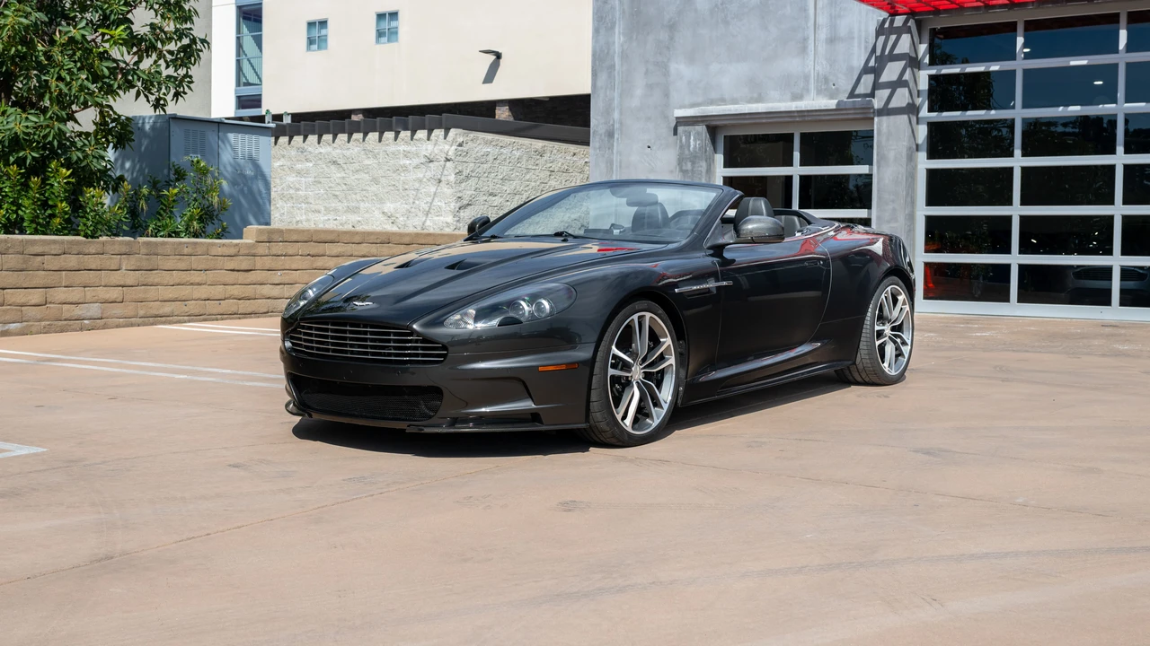 2010 Aston Martin DBS (2008-2012) - Image 4 of 31
