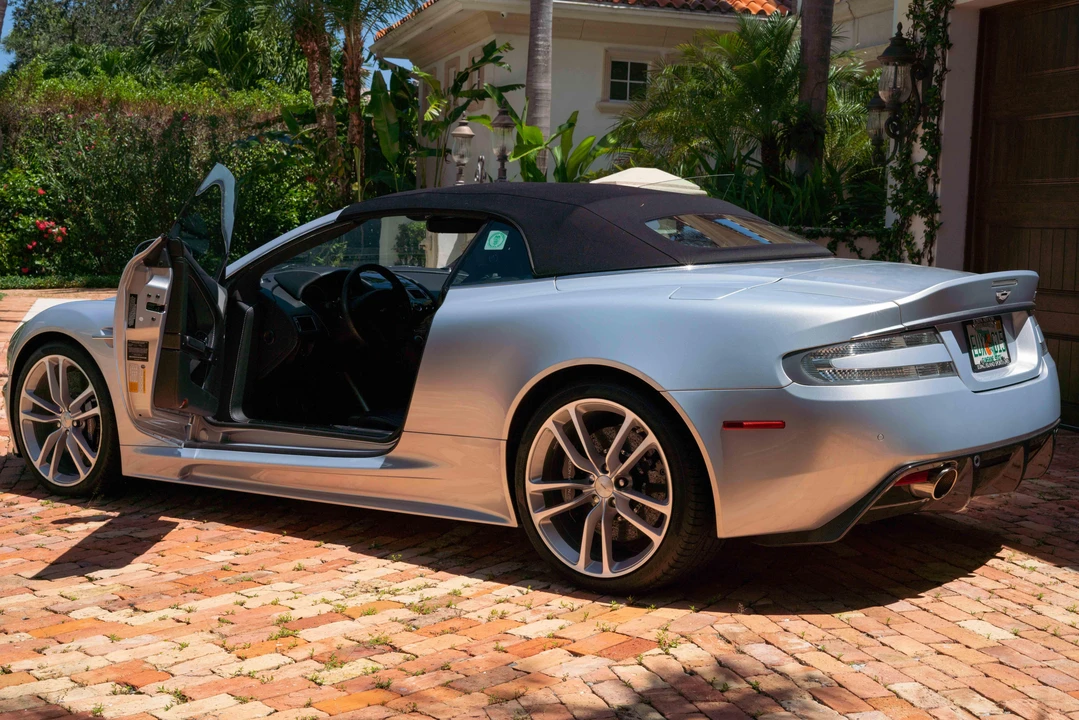 2010 Aston Martin DBS (2008-2012) - Image 11 of 31