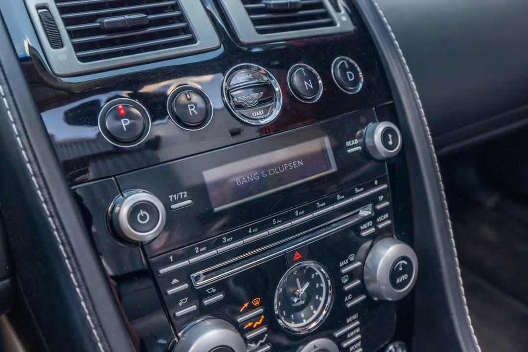 2010 Aston Martin DBS (2008-2012) - Image 15 of 31