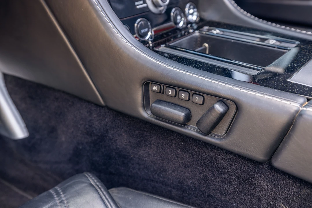 2010 Aston Martin DBS (2008-2012) - Image 30 of 31