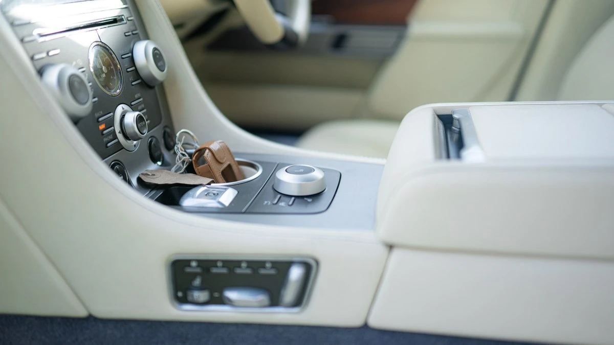 2010 Aston Martin Rapide - Image 29 of 30