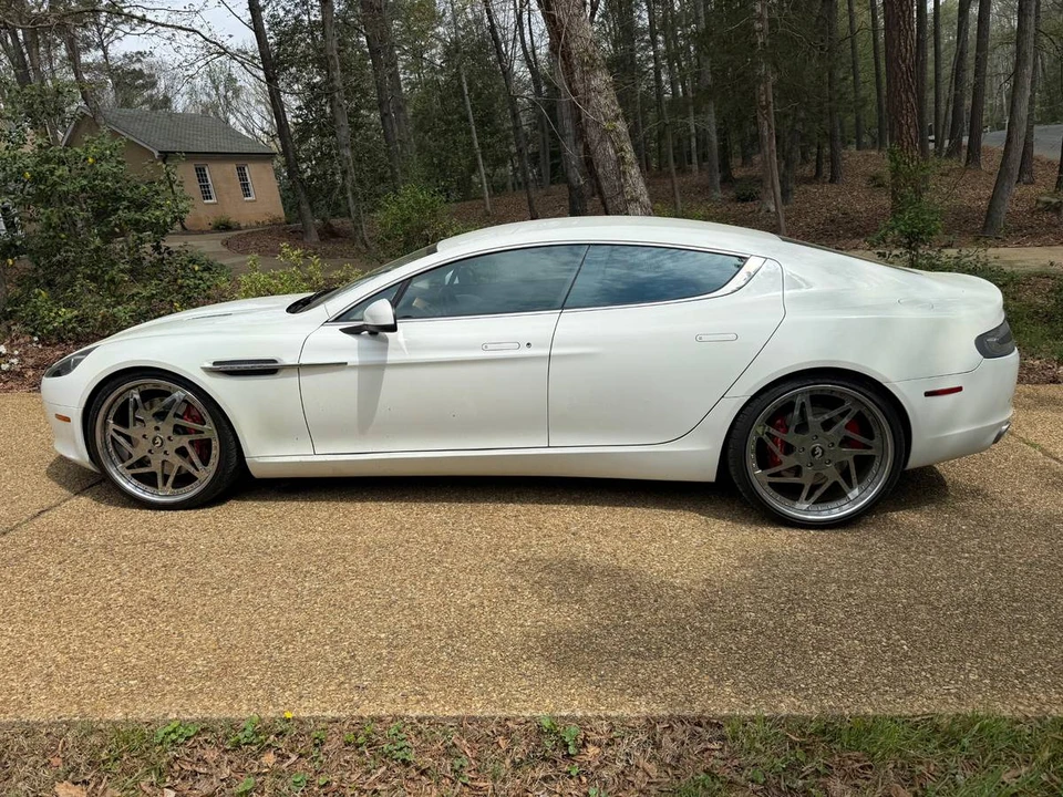 2010 Aston Martin Rapide - Image 5 of 24
