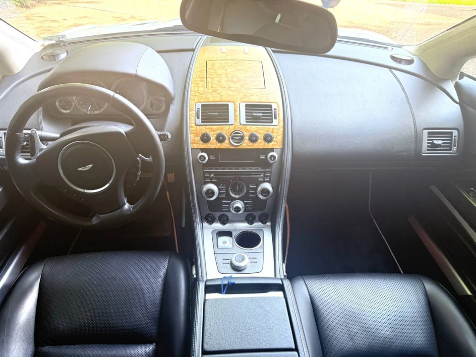 2010 Aston Martin Rapide - Image 14 of 24