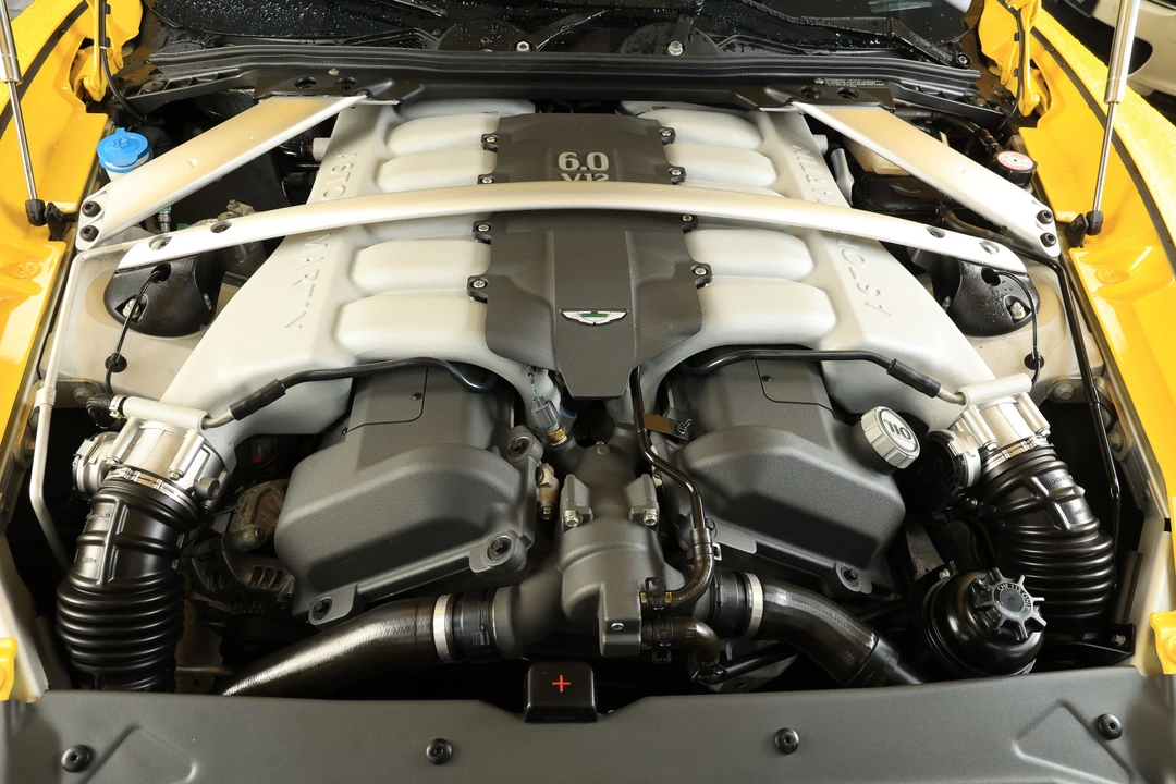 2010 Aston Martin Rapide - Image 25 of 29