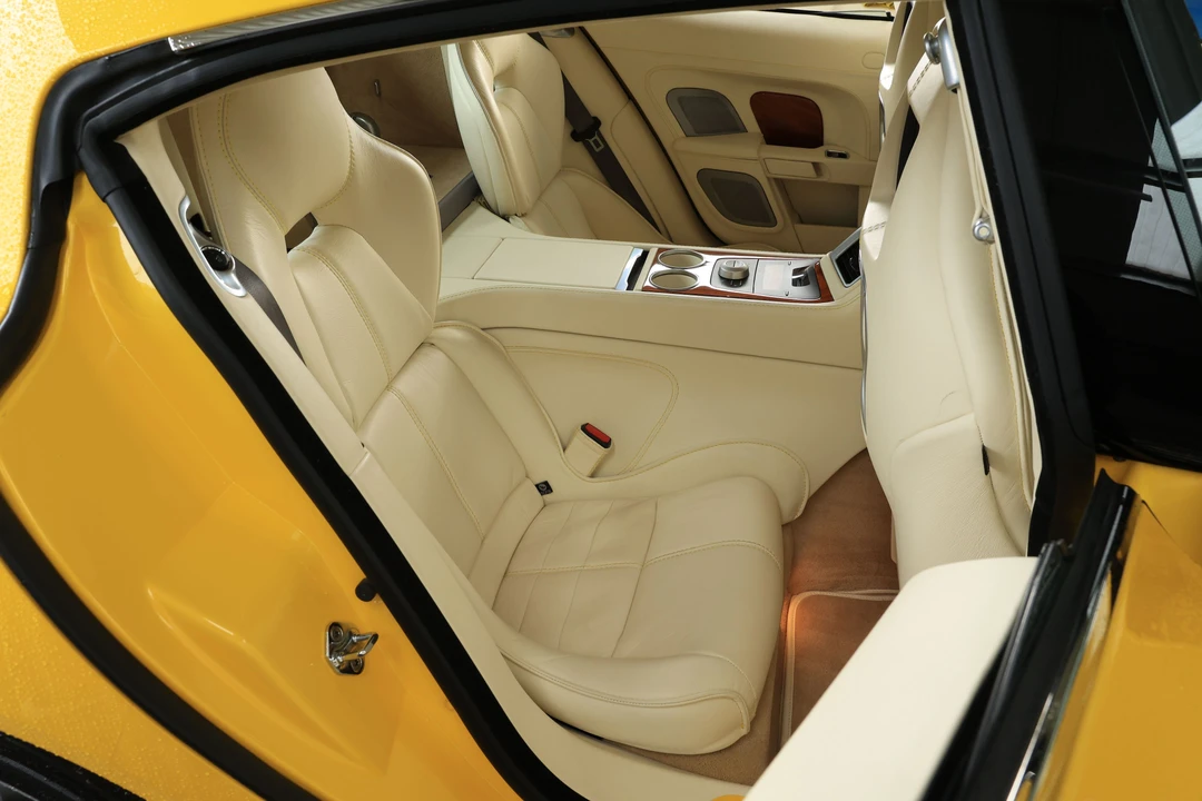 2010 Aston Martin Rapide - Image 20 of 29