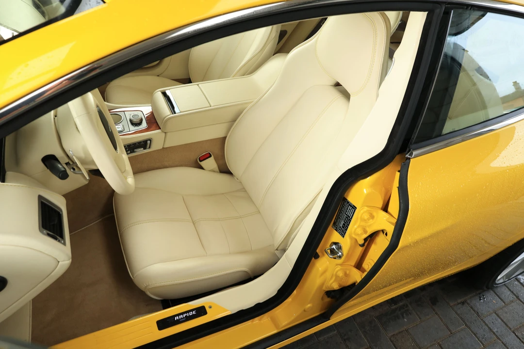2010 Aston Martin Rapide - Image 16 of 29