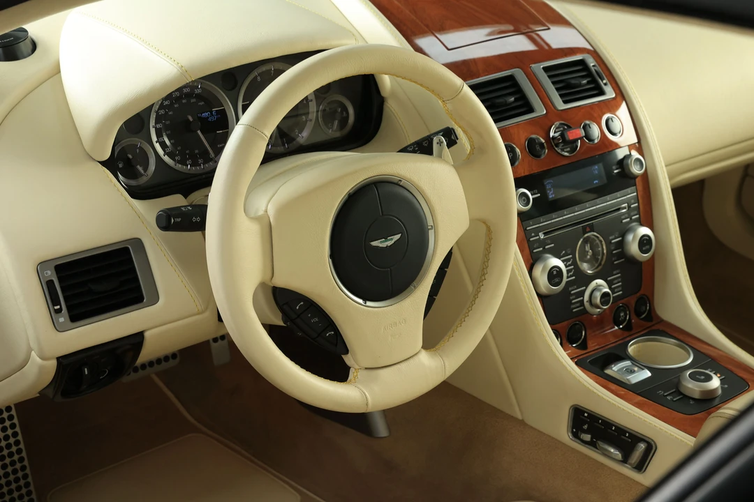 2010 Aston Martin Rapide - Image 11 of 29