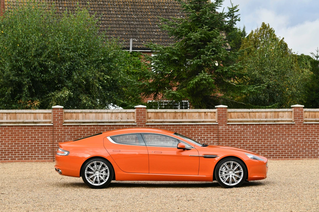 2010 Aston Martin Rapide - Image 10 of 31