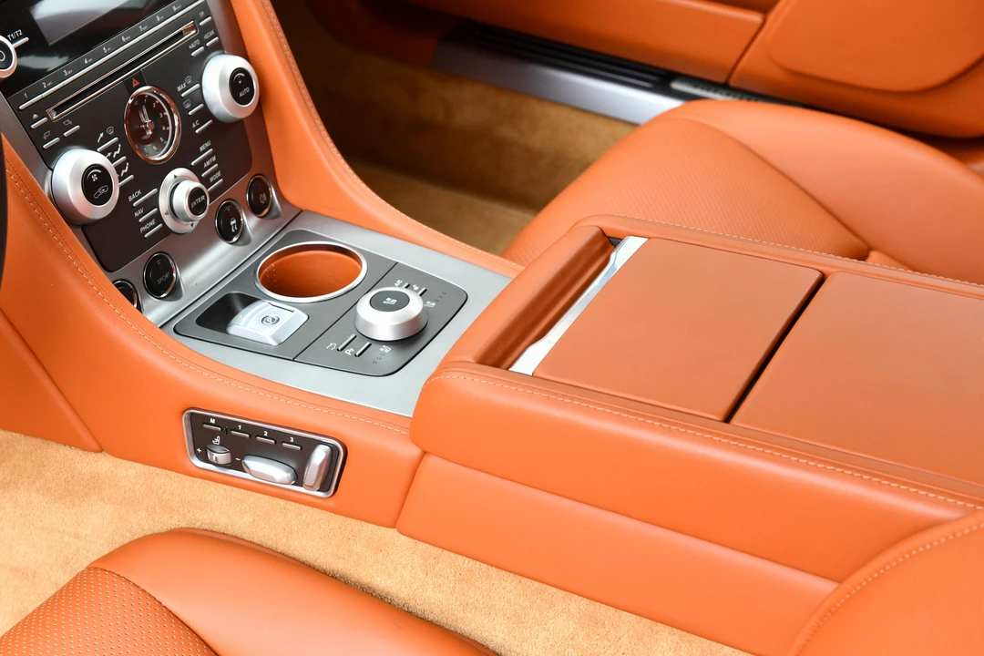 2010 Aston Martin Rapide - Image 23 of 31