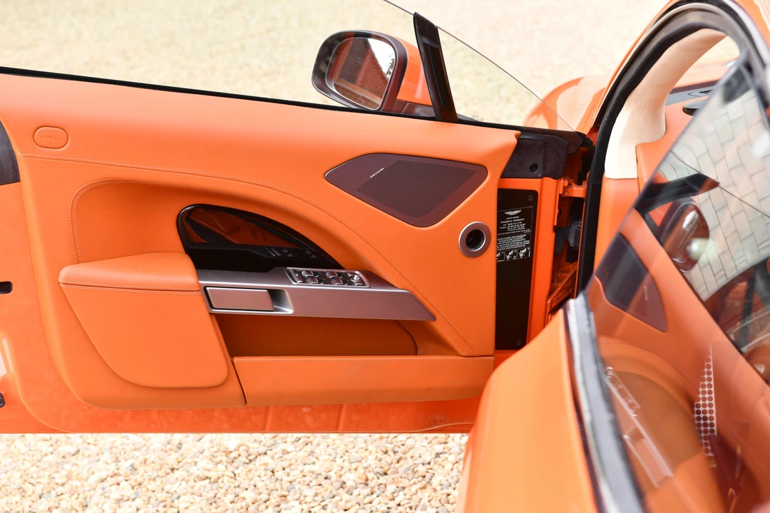 2010 Aston Martin Rapide - Image 16 of 31