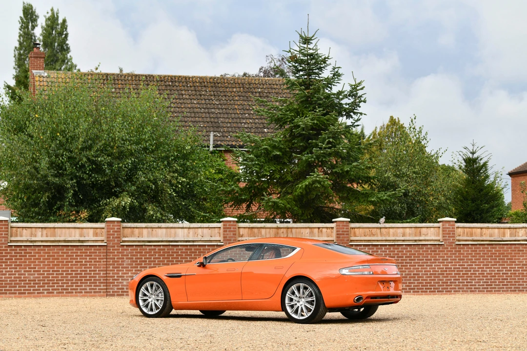 2010 Aston Martin Rapide - Image 8 of 31
