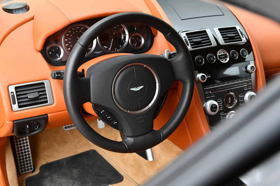 2010 Aston Martin Rapide - Image 19 of 31