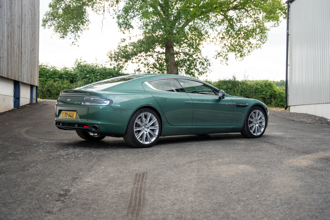 2010 Aston Martin Rapide - Image 13 of 31