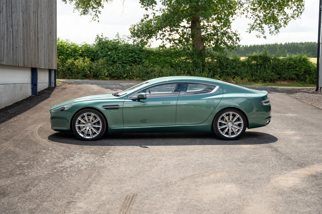 2010 Aston Martin Rapide - Image 16 of 31
