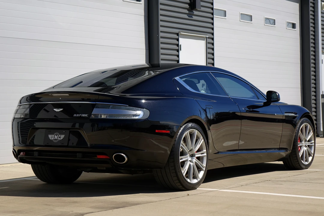 2010 Aston Martin Rapide - Image 18 of 31