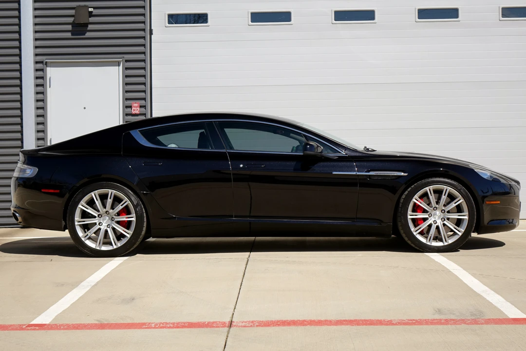 2010 Aston Martin Rapide - Image 16 of 31